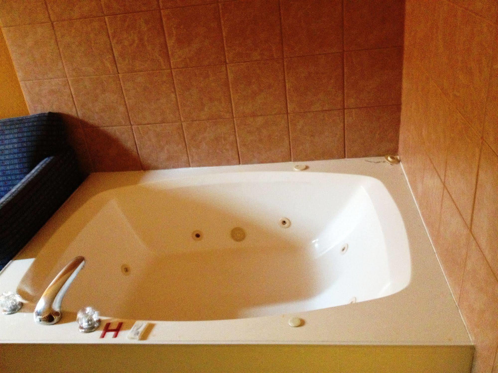 Real Value Inn Memphis Extérieur photo