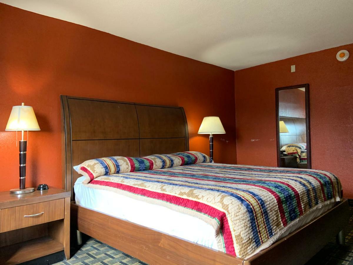 Real Value Inn Memphis Extérieur photo